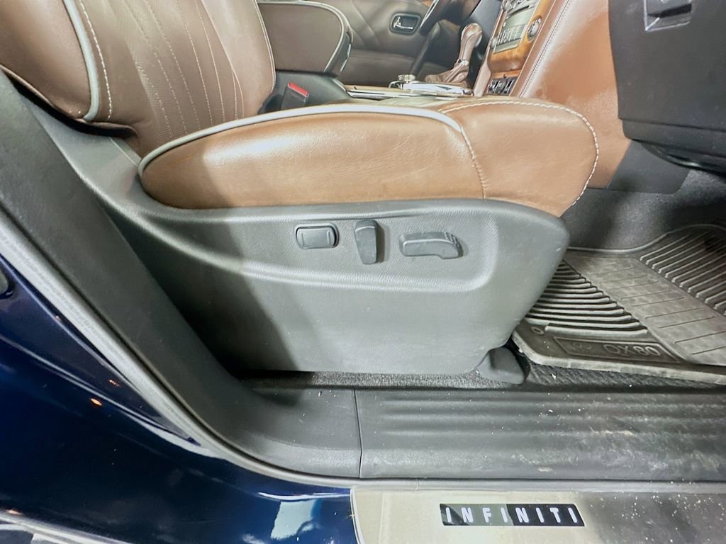 Used 2016 INFINITI QX80 Limited w/ All Season Package image 24