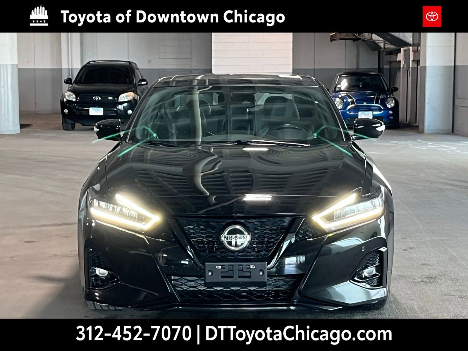 Used 2022 Nissan Maxima SR w/ Sport Mat Group FWD image 3