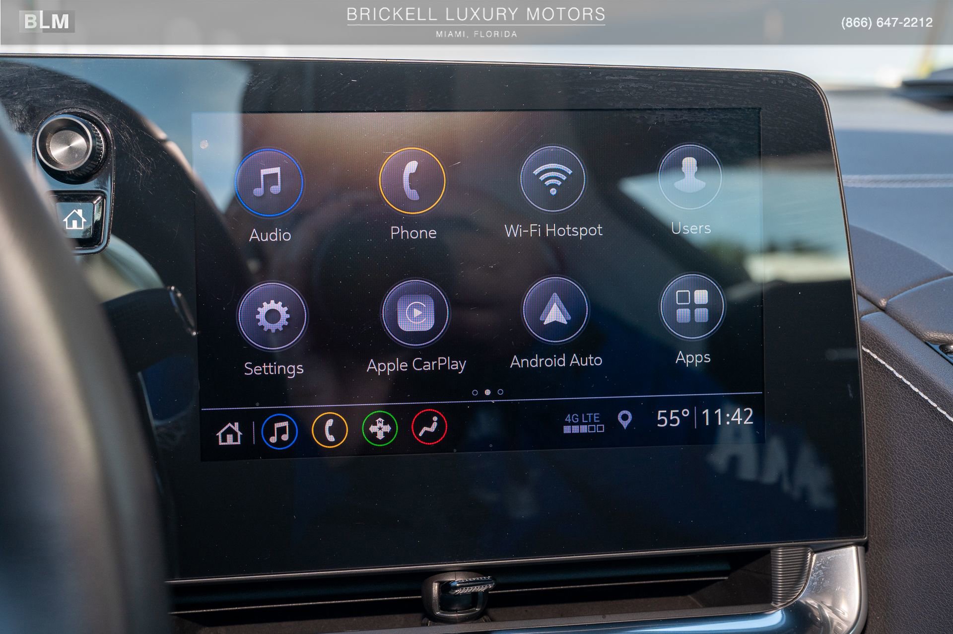 Used 2020 Chevrolet Corvette Stingray Coupe w/ Z51 Performance Package image 23