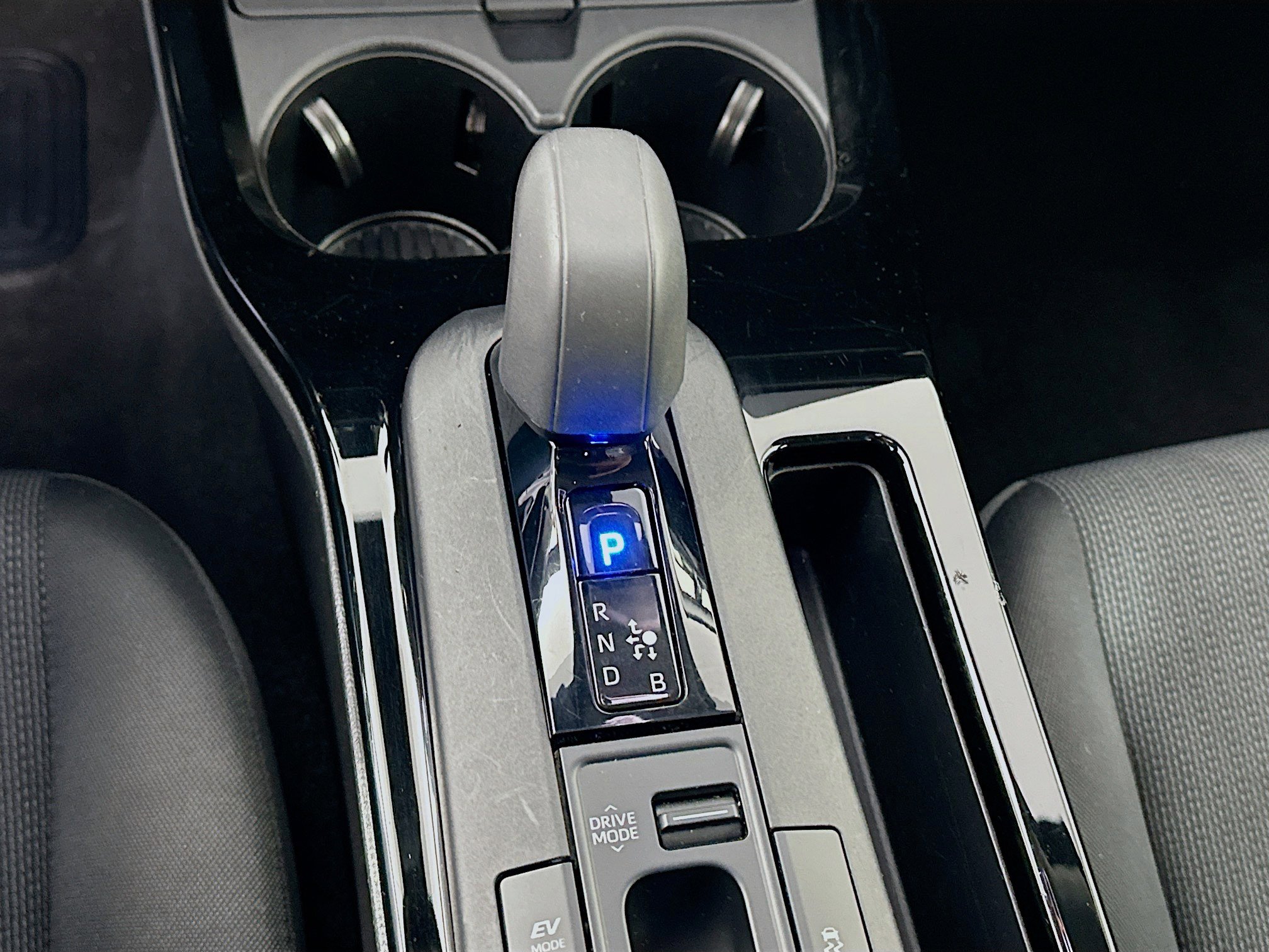 Used 2023 Toyota Prius LE image 23