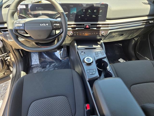 New 2026 Kia Sportage LX FWD image 18
