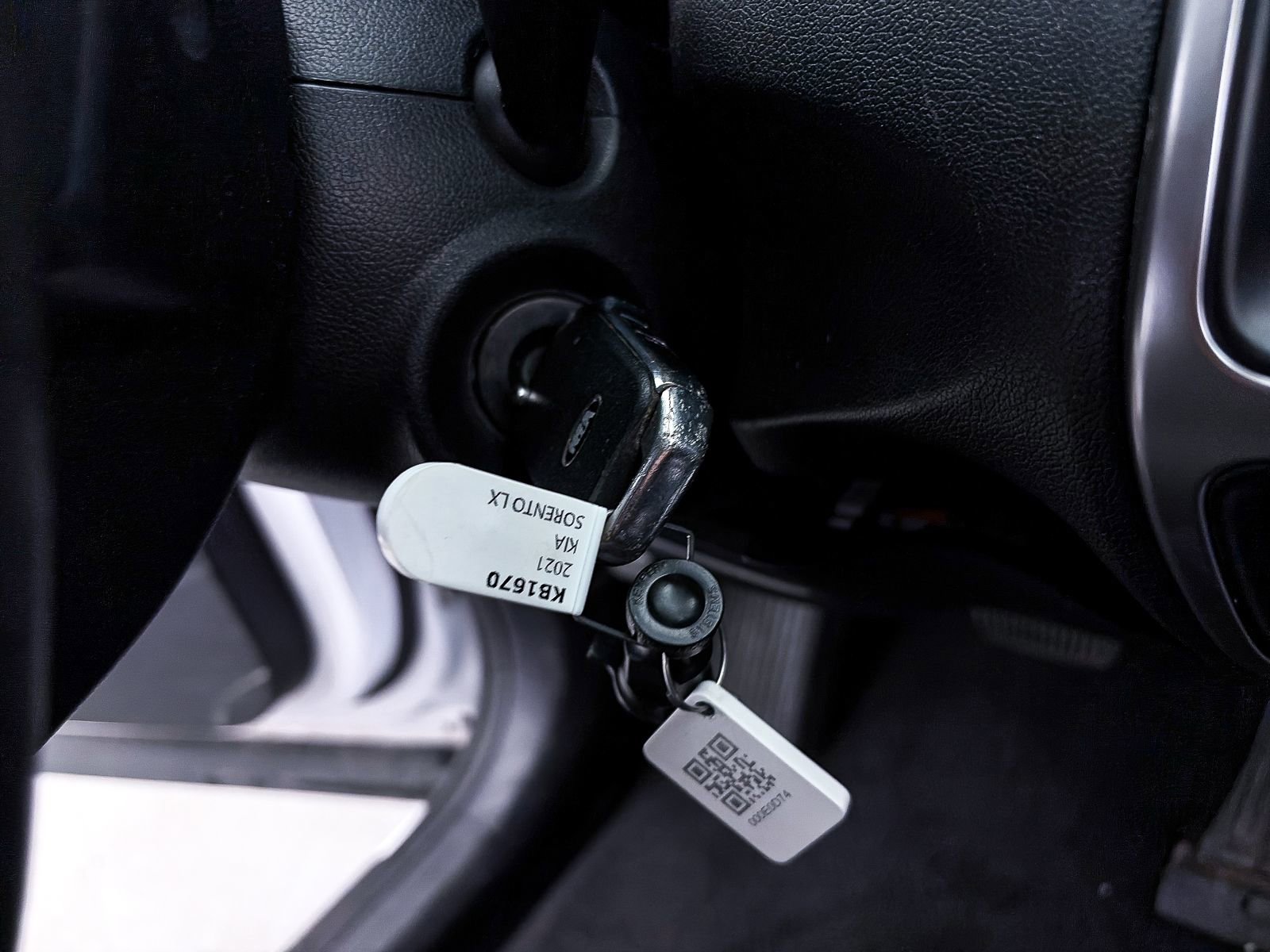 Used 2021 Kia Sorento LX image 20