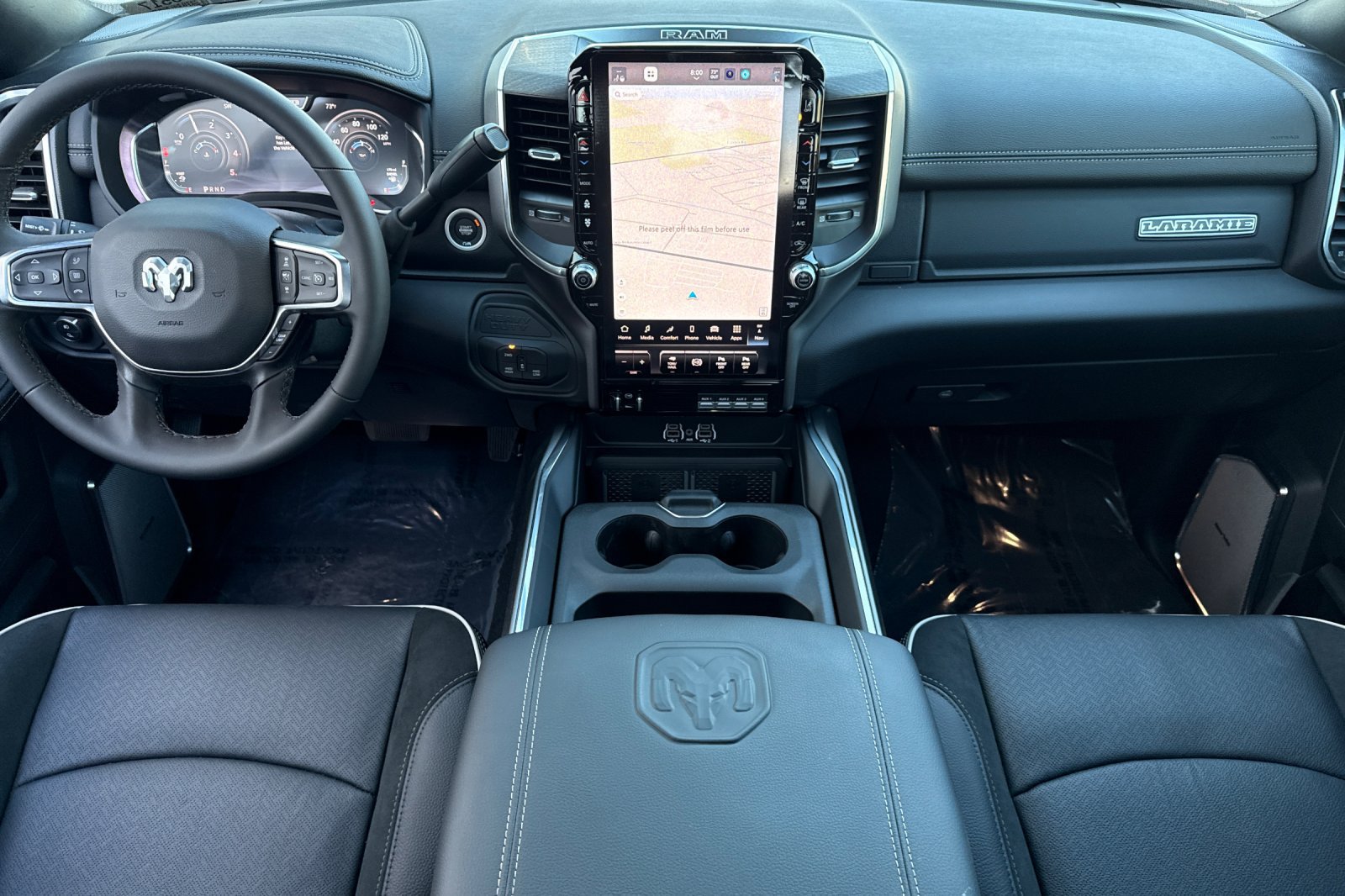 New 2026 RAM 3500 Laramie AWD/4WD image 4