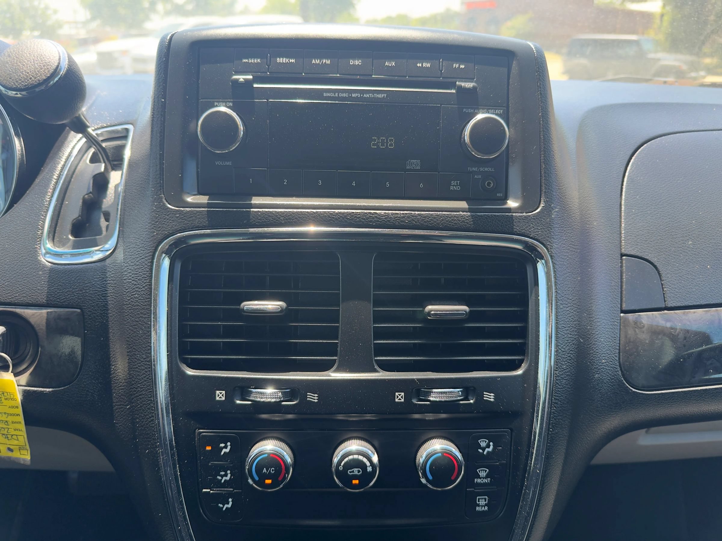 Used 2014 Dodge Grand Caravan American Value Package FWD image 16