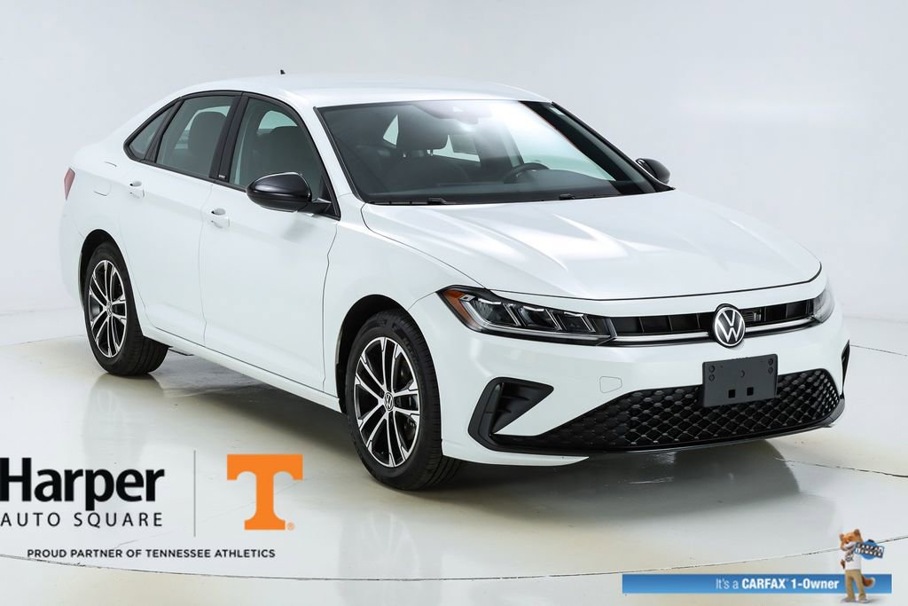 Used 2025 Volkswagen Jetta Sport image 15