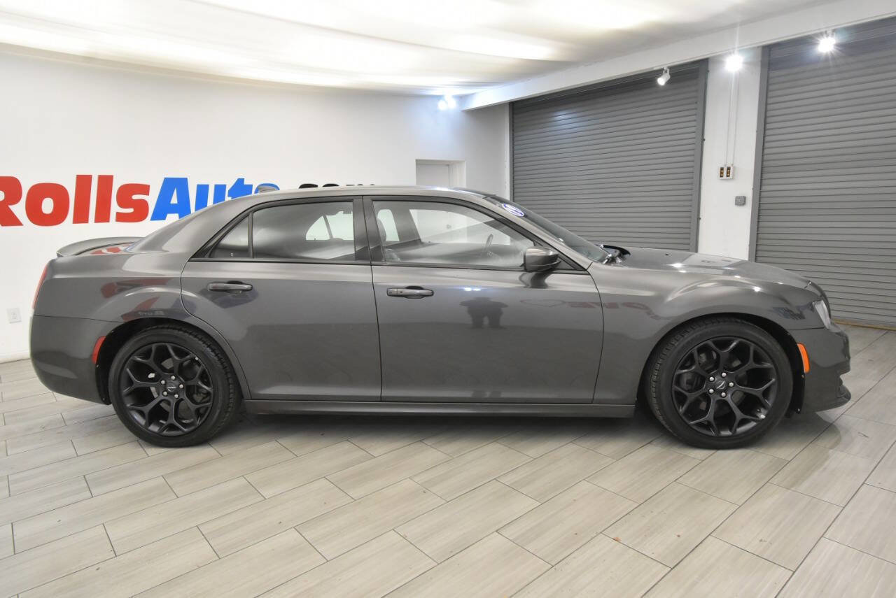 Used 2019 Chrysler 300 S w/ S Model Appearance Package image 6