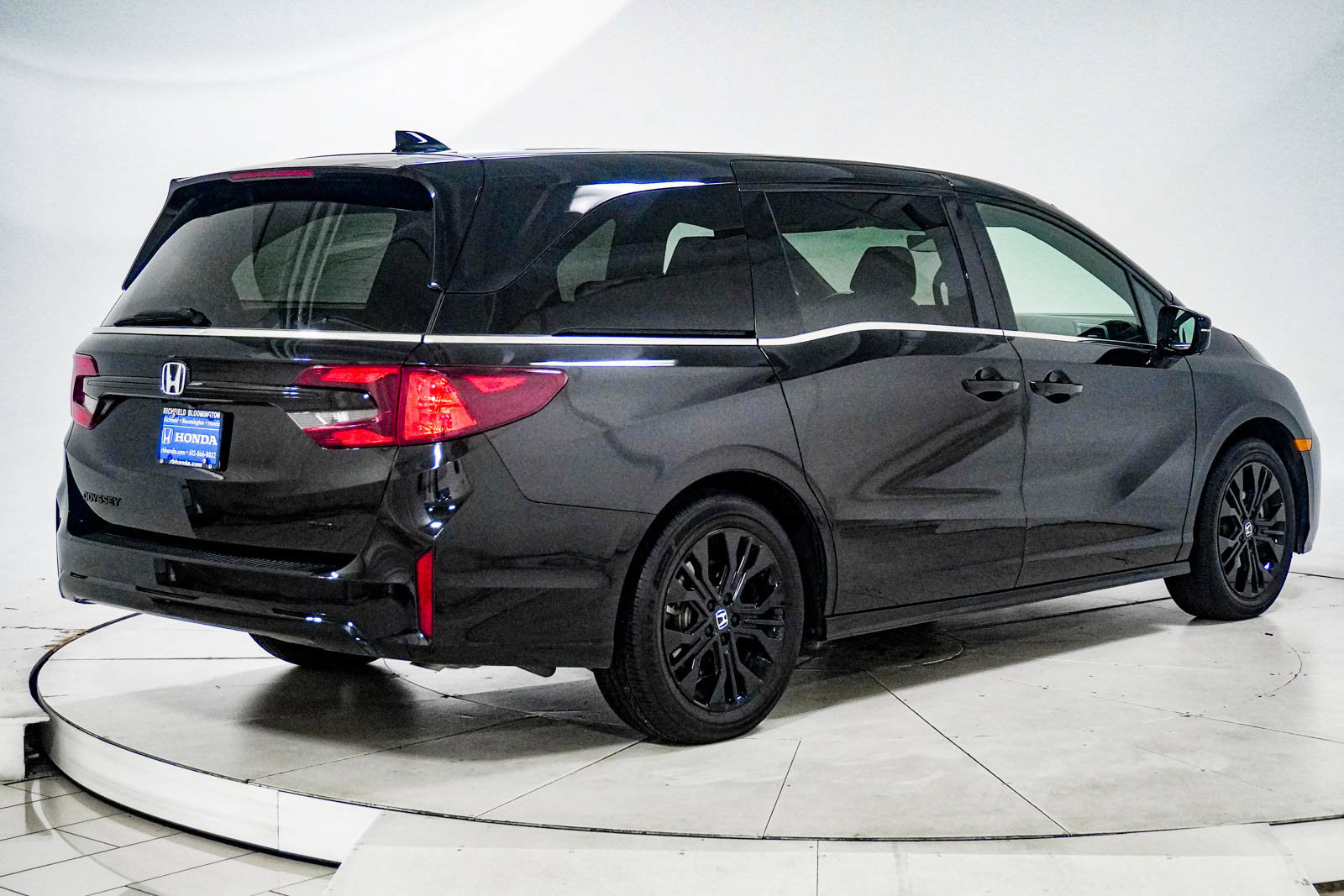 Used 2026 Honda Odyssey Sport-L image 12