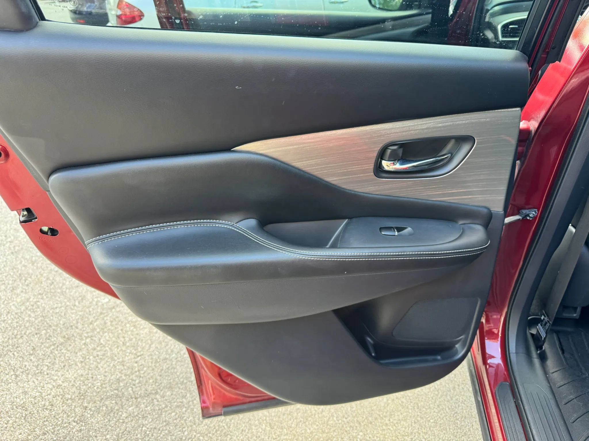 Used 2018 Nissan Murano SL w/ Moonroof Package AWD/4WD image 18