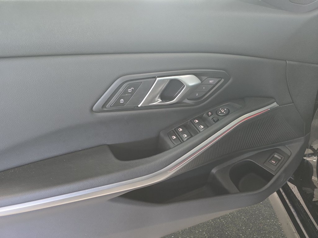 Certified 2026 BMW 330i Sedan RWD image 19