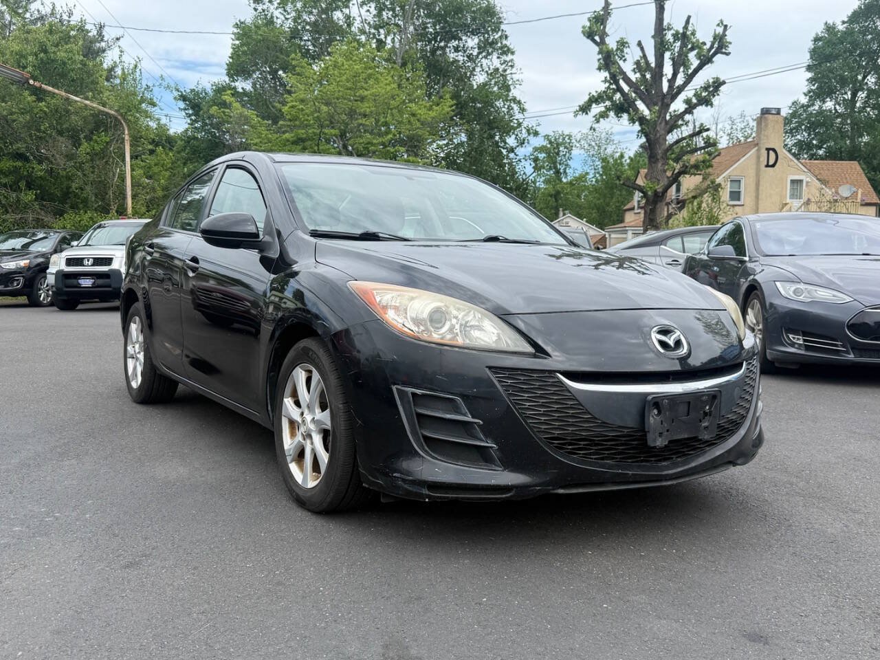 Used 2010 MAZDA MAZDA3 i Touring FWD image 1