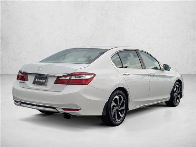 Used 2016 Honda Accord EX image 5