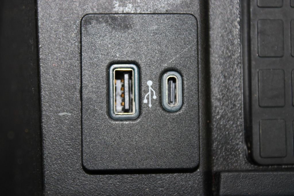 Certified 2021 Ford Expedition Limited RWD image 53