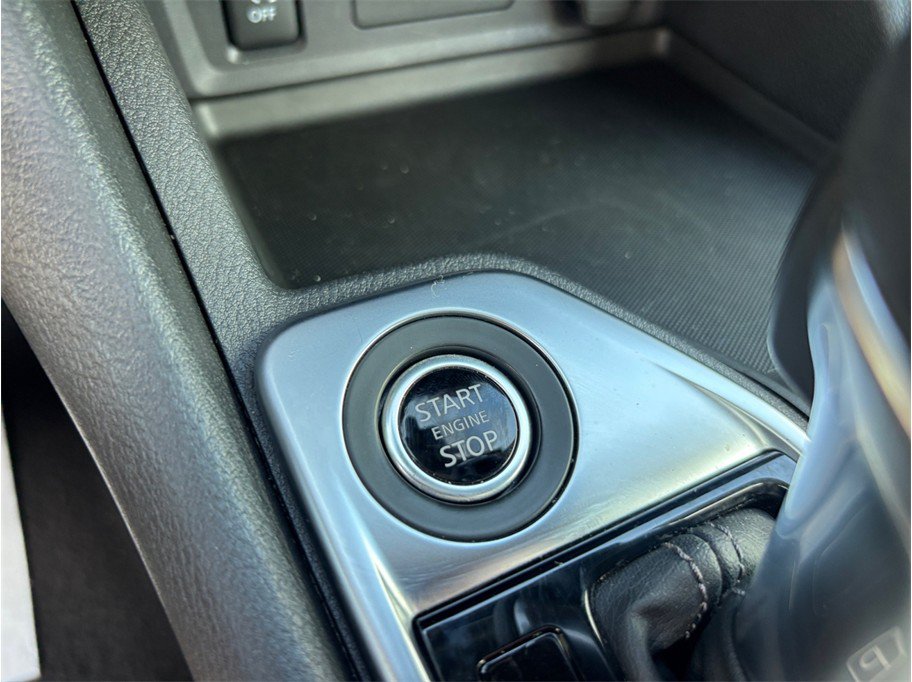 Used 2024 Nissan Sentra SV FWD image 25