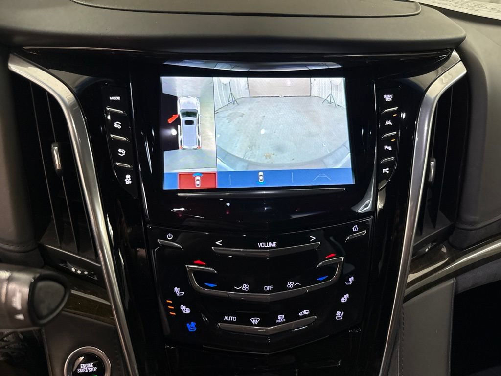 Used 2019 Cadillac Escalade ESV Platinum RWD image 35