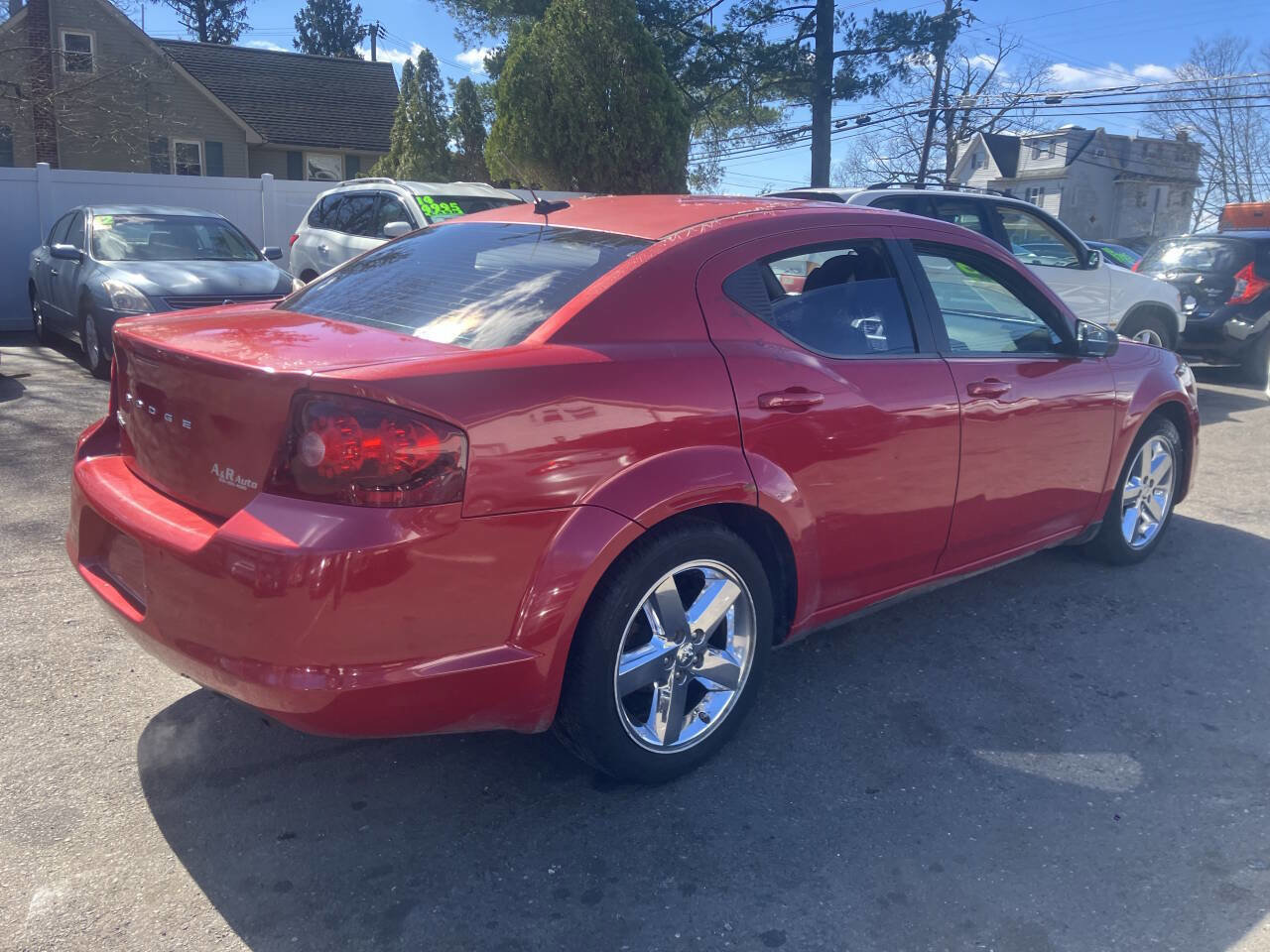 Used 2013 Dodge Avenger SE image 7