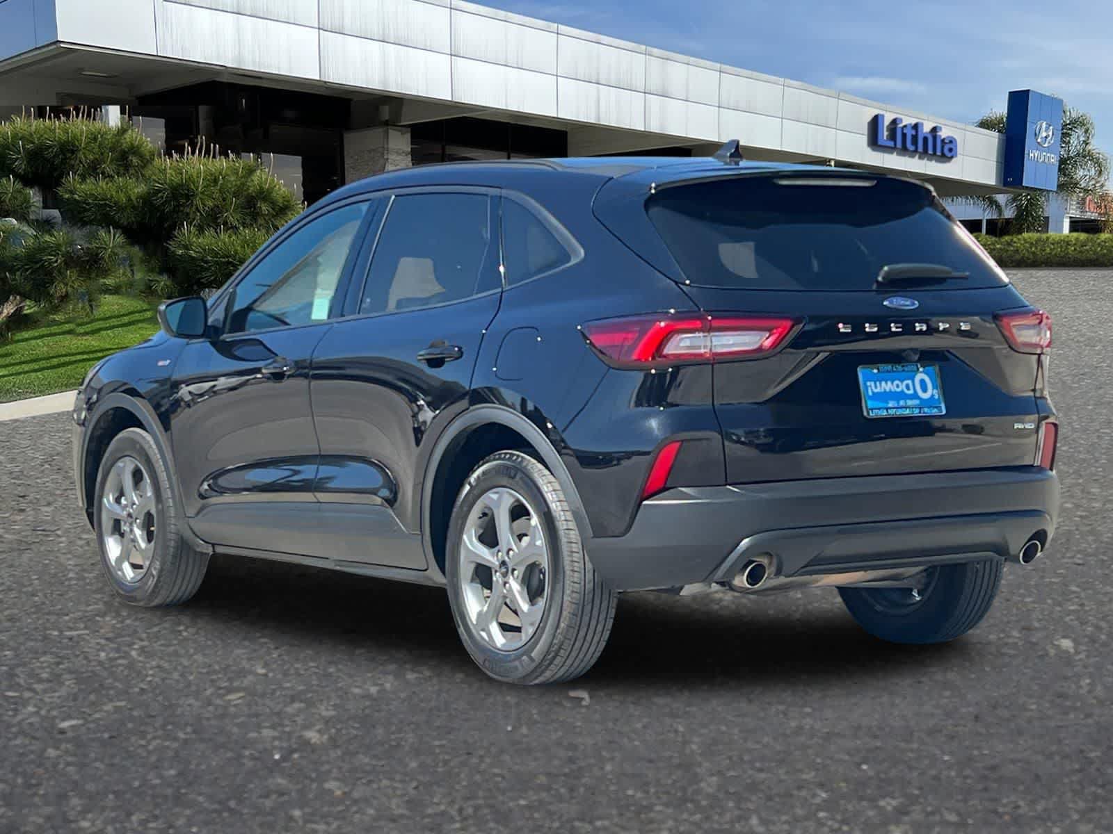 Used 2025 Ford Escape ST-Line Select AWD/4WD image 7
