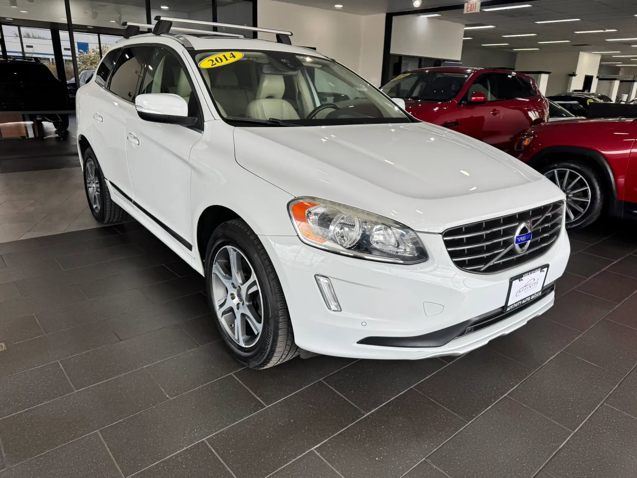 Used 2014 Volvo XC60 T6 AWD/4WD image 7