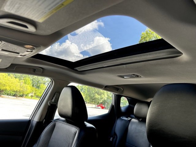 Used 2020 Nissan Rogue Sport SL w/ Premium Package image 45