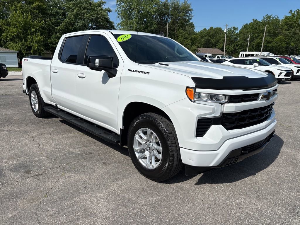 Used 2023 Chevrolet Silverado 1500 RST w/ Convenience Package II image 3