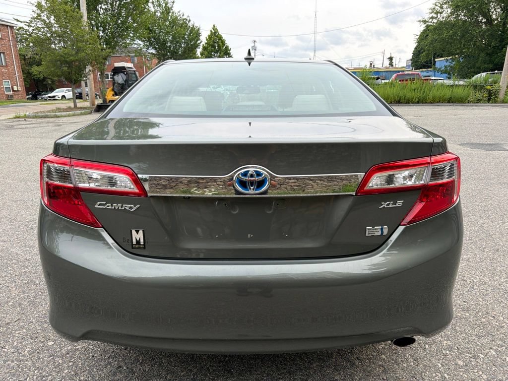Used 2012 Toyota Camry XLE w/ Leather Pkg FWD image 5
