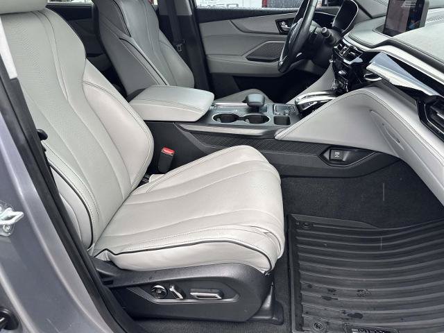 Used 2023 Acura MDX w/ Advance Package AWD/4WD image 11