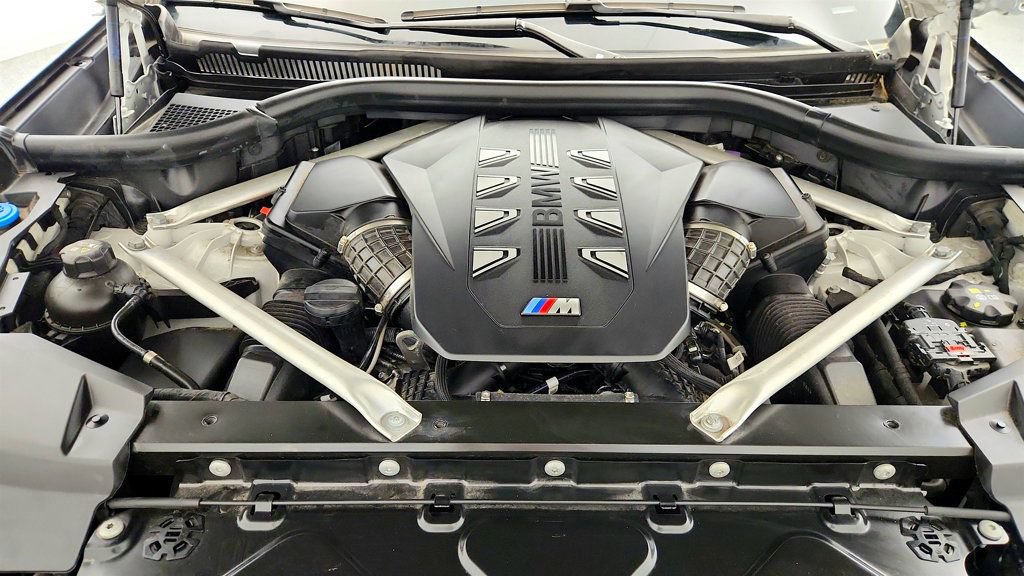 Used 2024 BMW X6 M60i AWD/4WD image 27