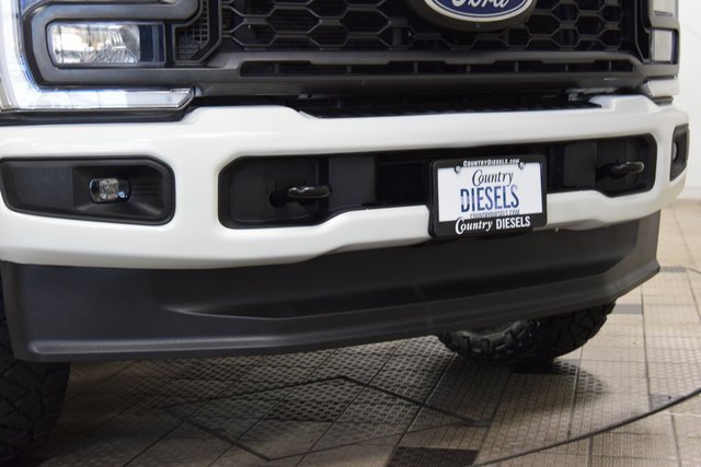 Used 2023 Ford F250 Lariat w/ Sport Appearance Package image 11