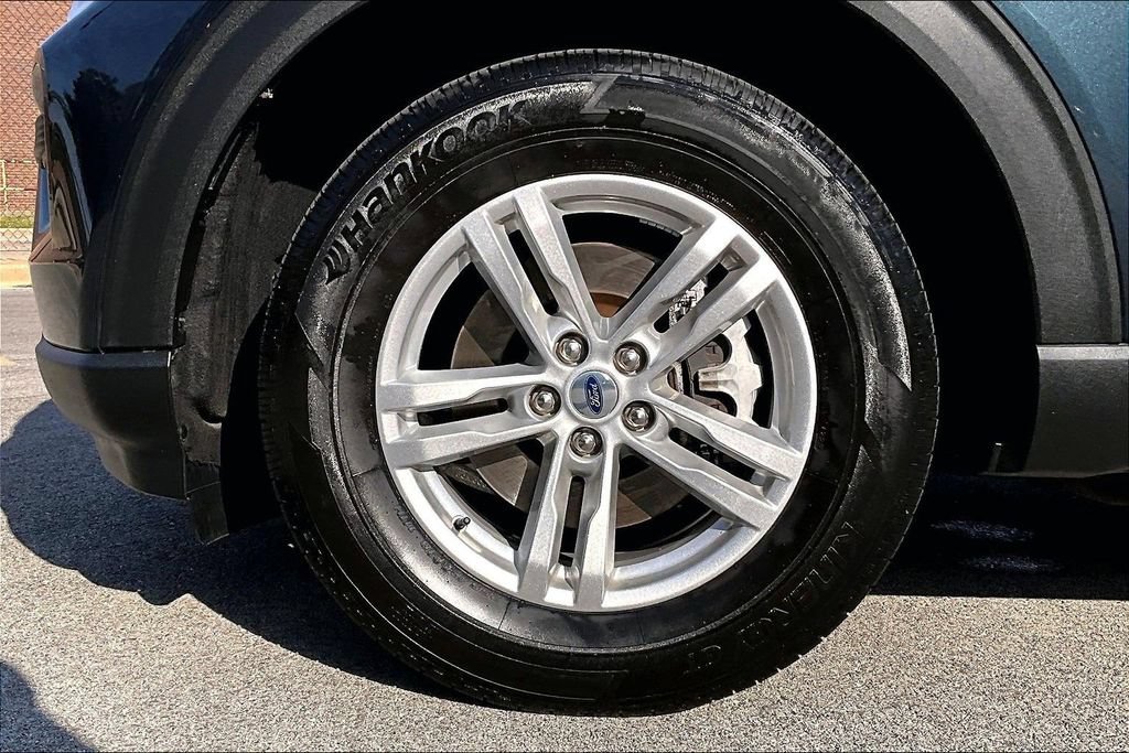 Certified 2023 Ford Explorer XLT AWD/4WD image 9