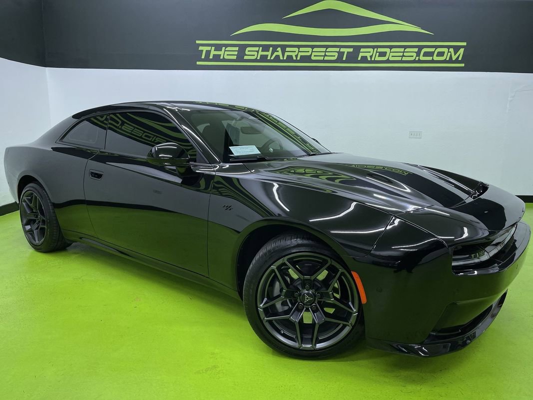 Used 2024 Dodge Charger R/T w/ Plus Group