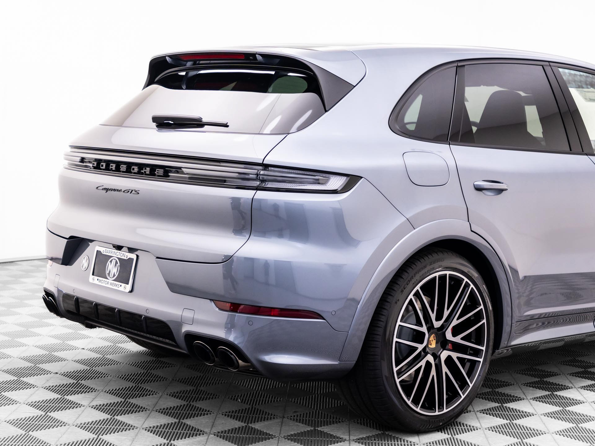 New 2027 Porsche Cayenne GTS AWD/4WD image 36
