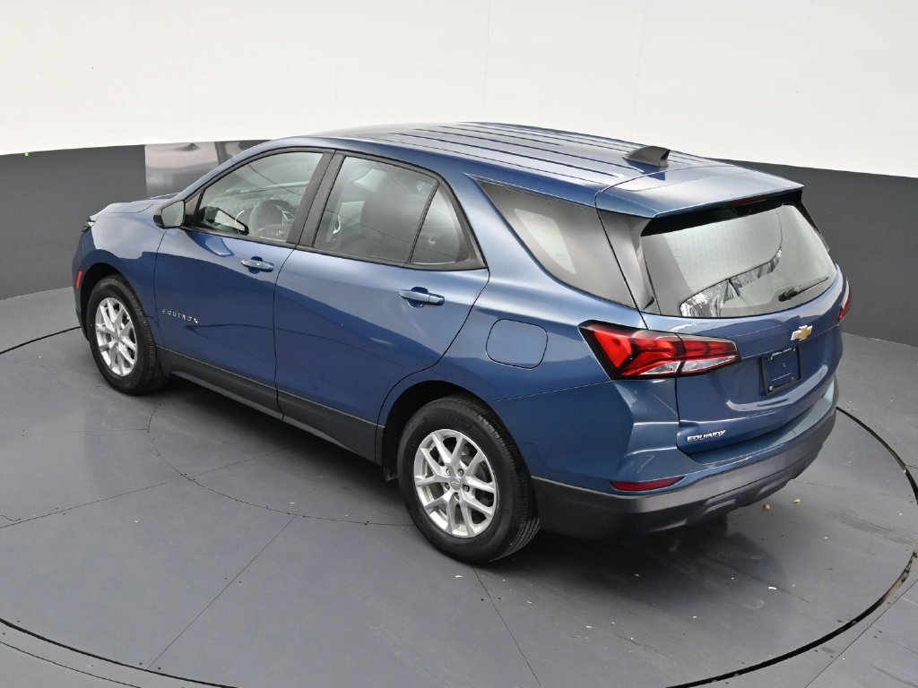 Used 2024 Chevrolet Equinox LS FWD image 11