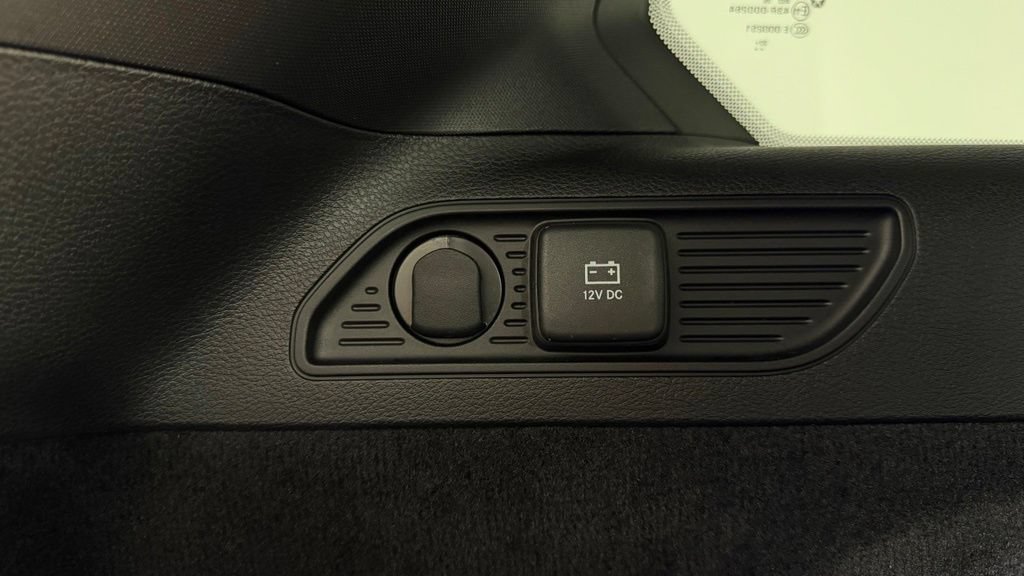 Used 2023 Jeep Grand Cherokee Summit AWD/4WD image 13