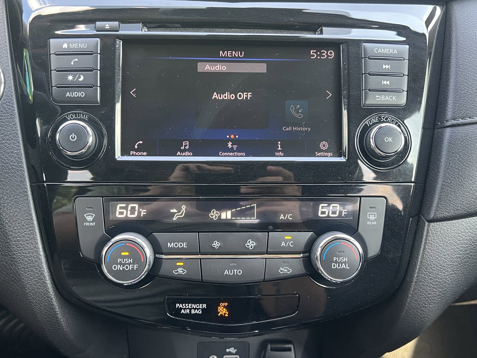 Used 2019 Nissan Rogue SV FWD image 5