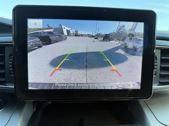 Certified 2021 Ford Explorer XLT w/ Equipment Group 202A image 15