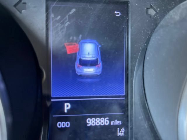 Used 2019 Toyota C-HR XLE FWD image 14