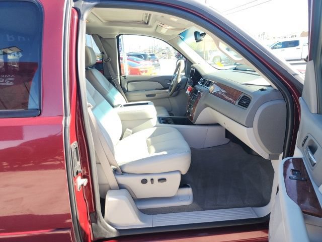 Used 2008 Chevrolet Silverado 2500 LTZ w/ Suspension Package, Off-Road AWD/4WD image 44