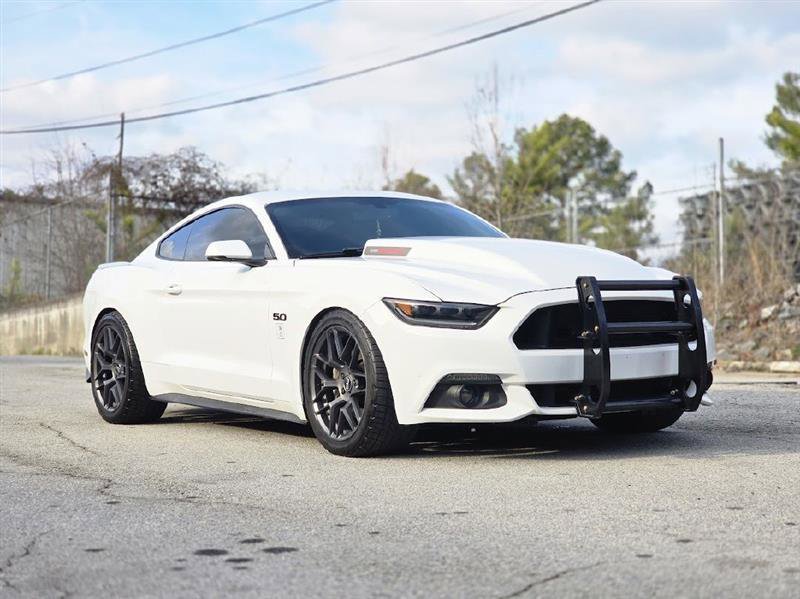 Used 2017 Ford Mustang GT Premium w/ Equipment Group 401A image 11