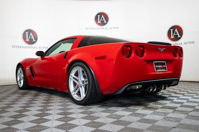 Used 2006 Chevrolet Corvette Z06 w/ Preferred Equipment Group RWD image 9