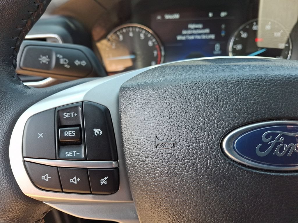 Certified 2023 Ford Explorer XLT w/ Equipment Group 202A AWD/4WD image 21