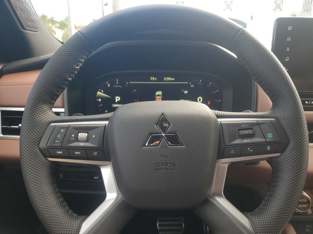 New 2026 Mitsubishi Outlander SEL image 23