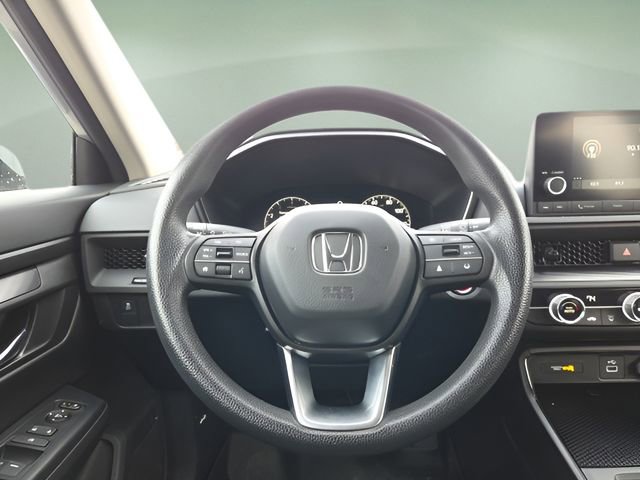 Used 2023 Honda CR-V LX image 12