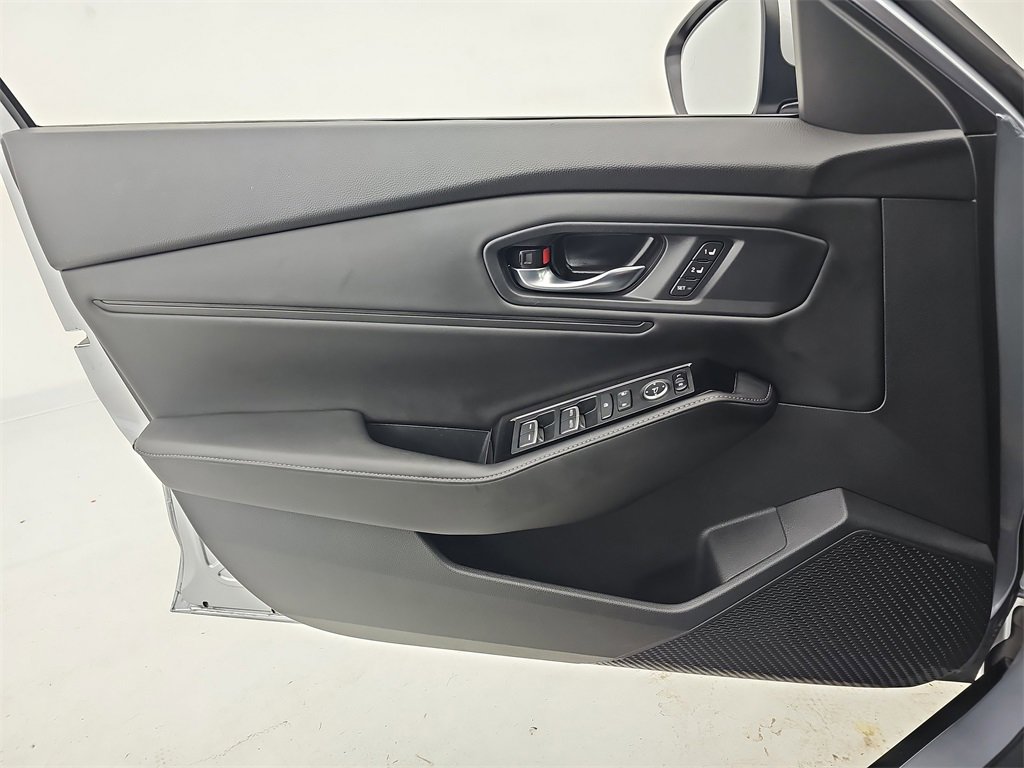 Used 2023 Honda Accord Touring image 32