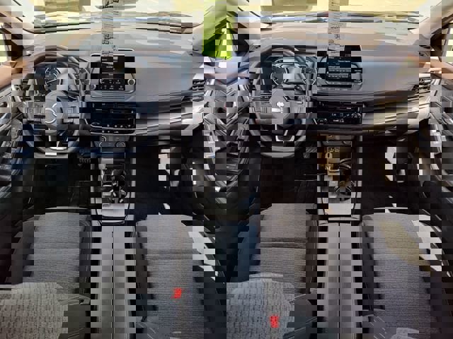 Used 2022 Nissan Rogue SV image 23