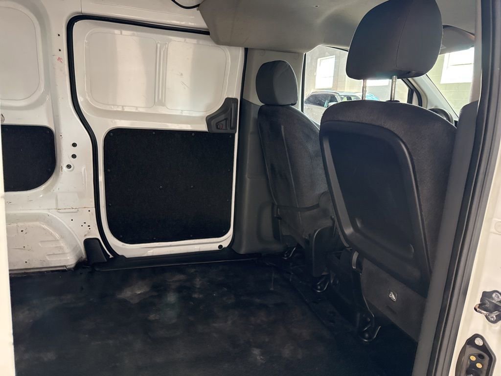 Used 2018 Nissan NV200 SV w/ Navigation Package image 32
