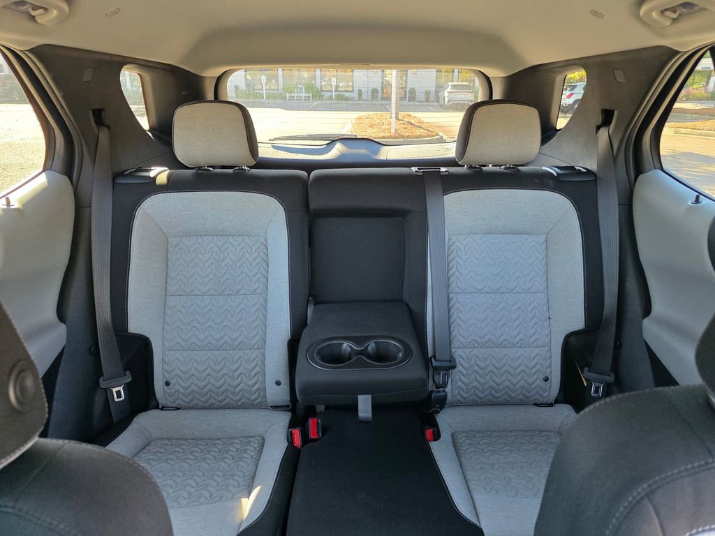 Used 2022 Chevrolet Equinox LS w/ LS Convenience Package image 26