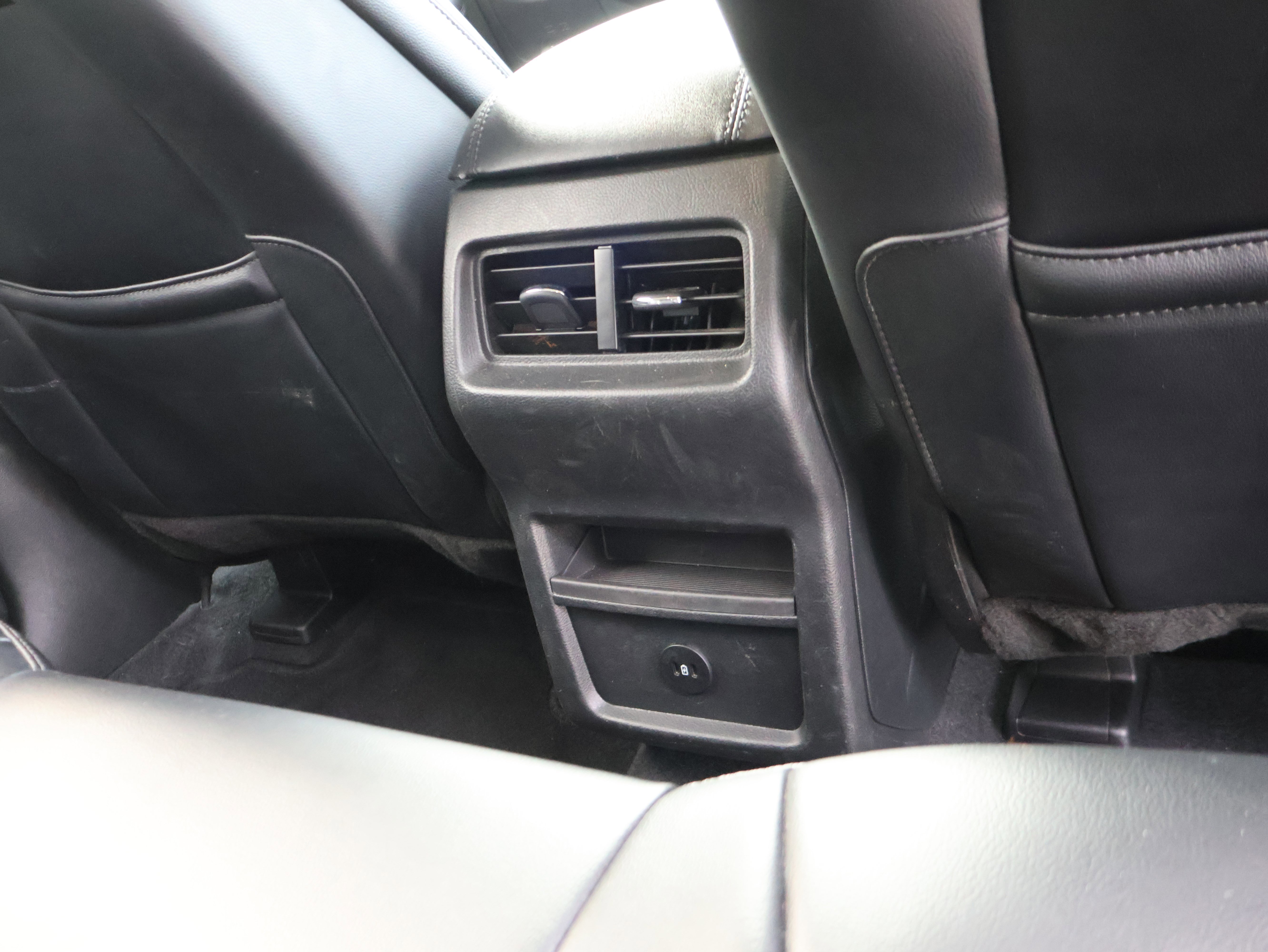 Used 2023 Ford Edge SEL image 15