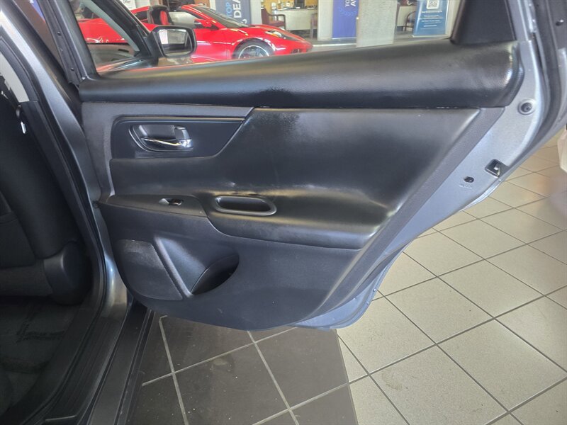 Used 2018 Nissan Altima 2.5 S w/ S Convenience Package image 15