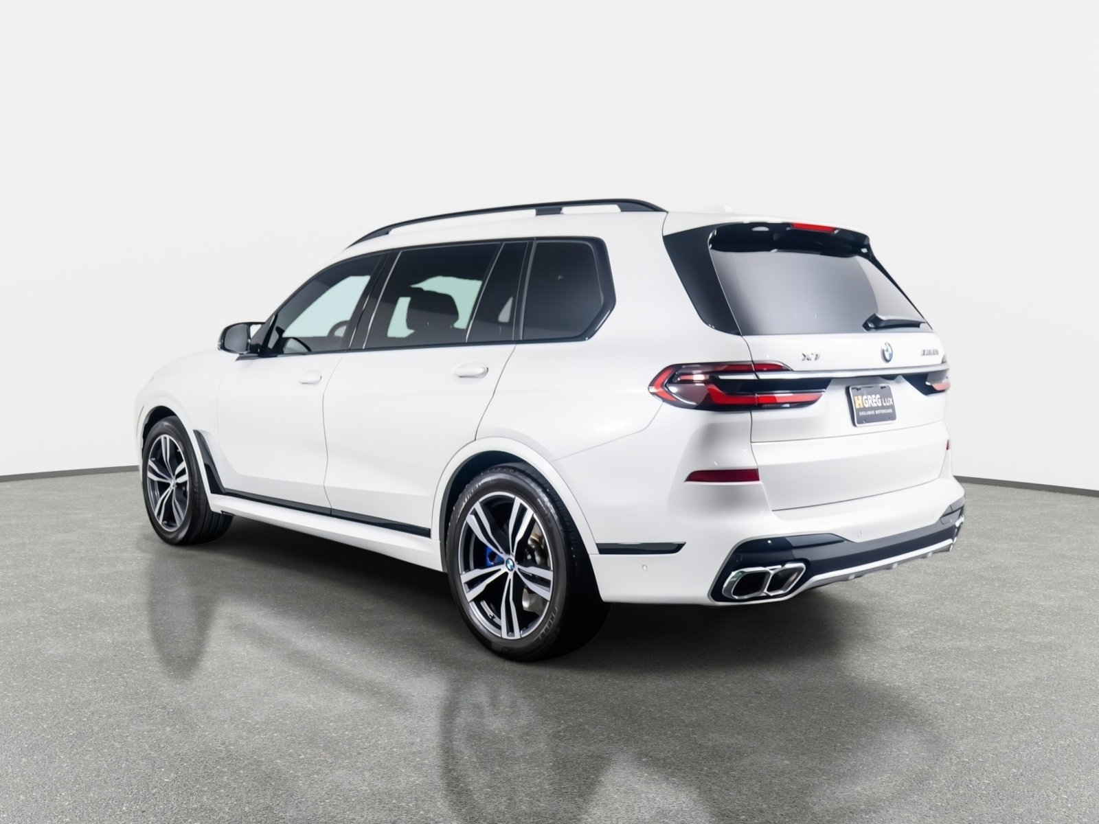 Used 2025 BMW X7 M60i image 14