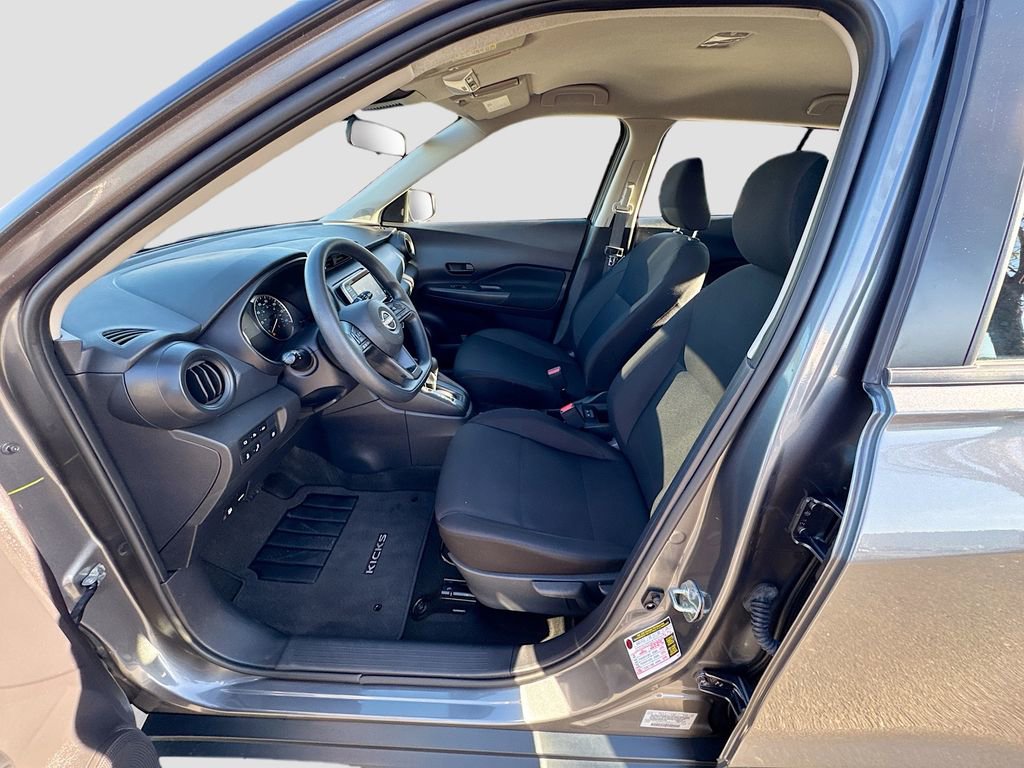 Used 2024 Nissan Kicks S image 26