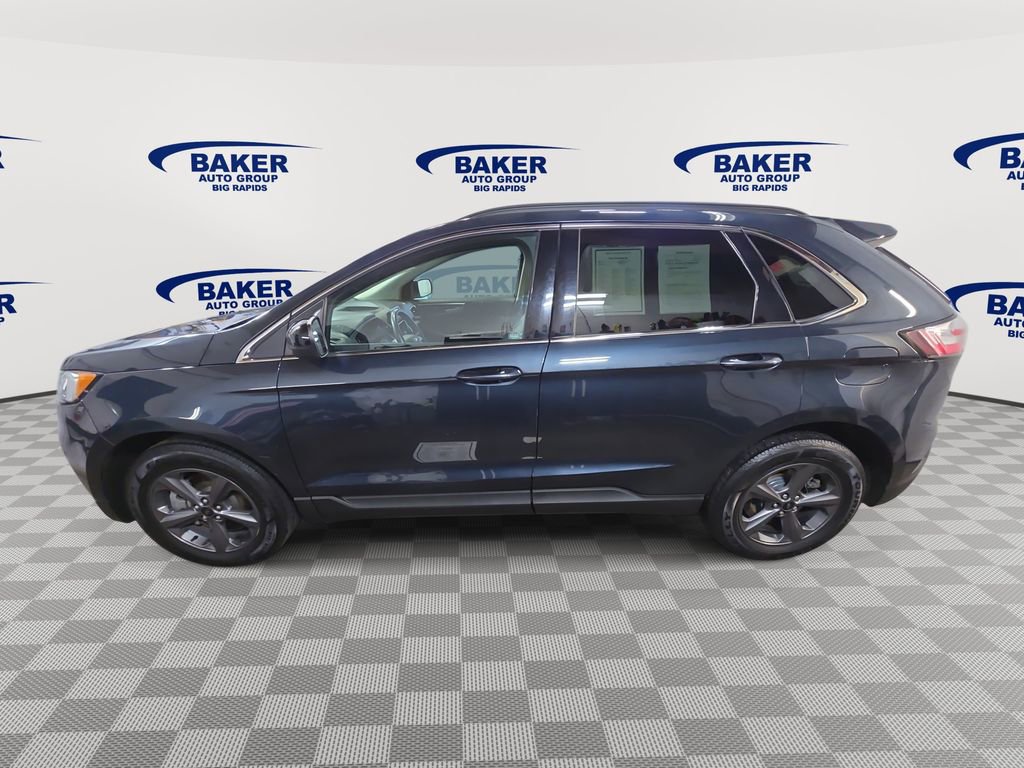 Used 2022 Ford Edge SEL w/ Sport Appearance Package AWD/4WD image 3